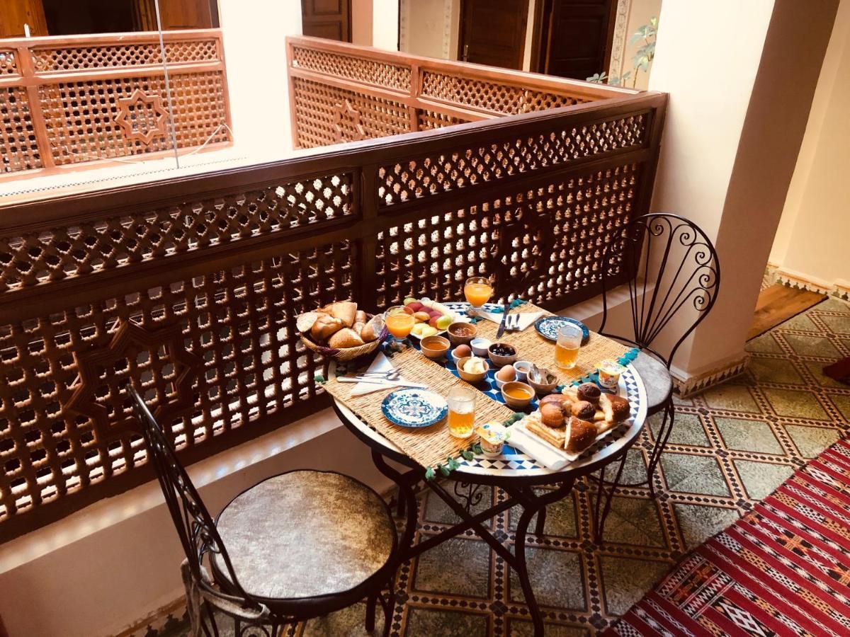 Famille Fahym Apartment Fez Bagian luar foto